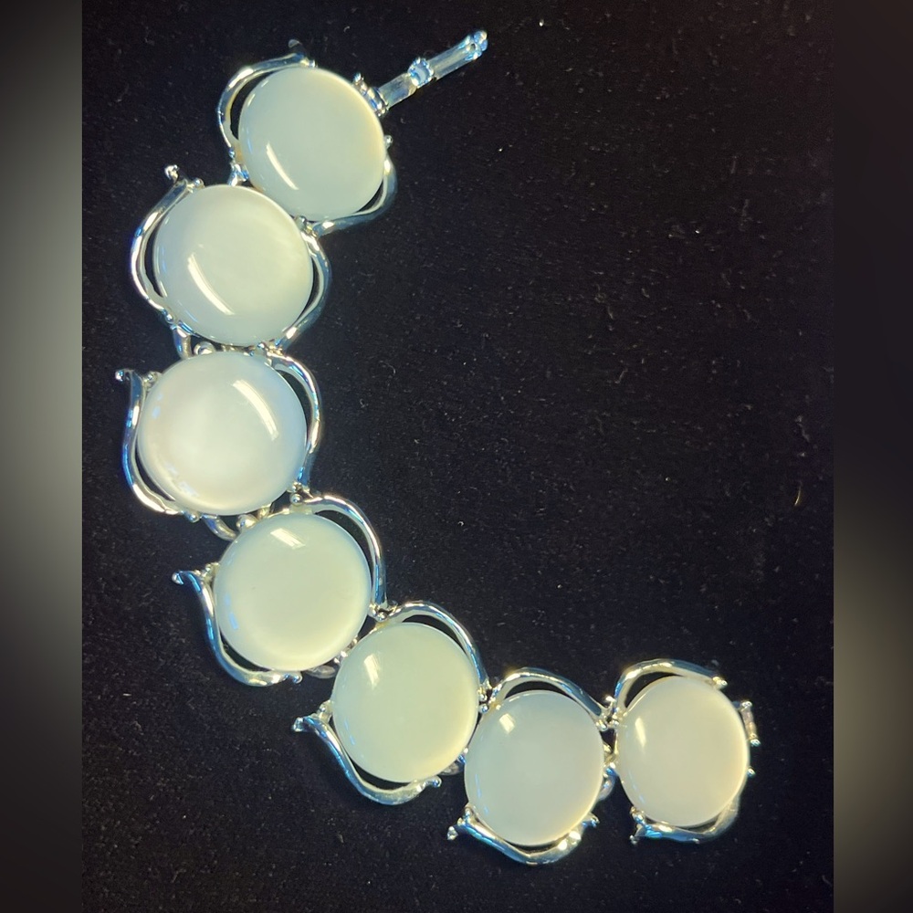 Vintage White Moon Glow Silver Bracelet
